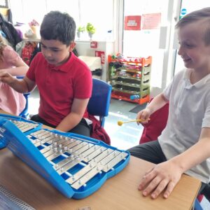 Braddock Primary Pupils music lesson
