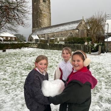 St Mabyn School pupils made giant snow ball