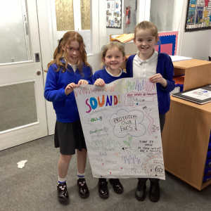 St Martin's Primary School lesson on sounds