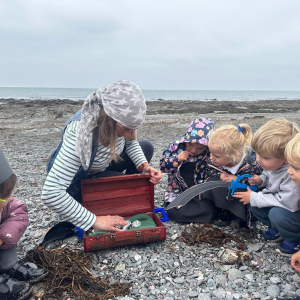 St Nicolas Primary School storytime on the beach St Nicolas Primary School storytime on the beach