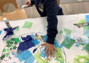 St Winnow Primary School Pupil crafting